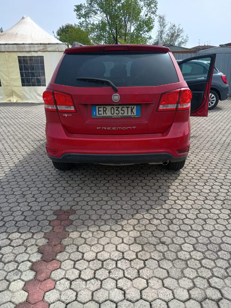 Zdjęcie WhatsApp 2025-04-15 o 21.48