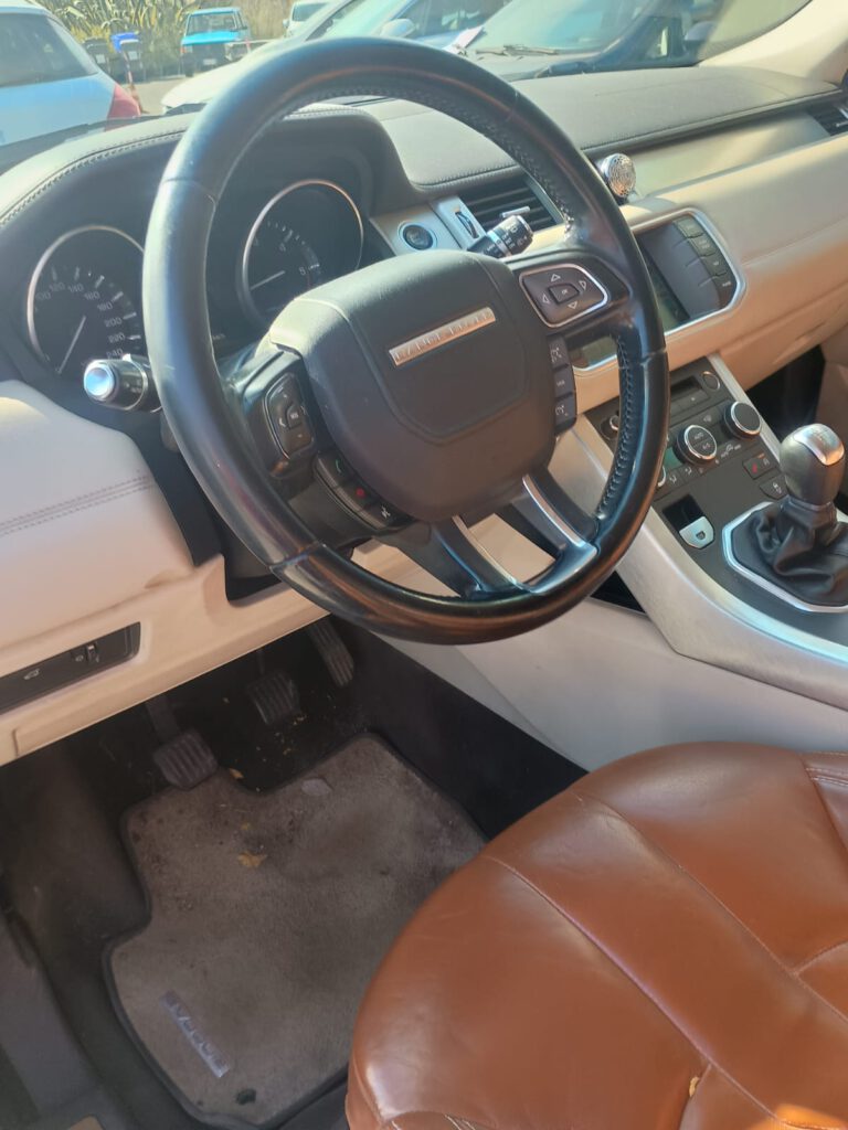 Zdjęcie WhatsApp 2025-10-15 o 14.08