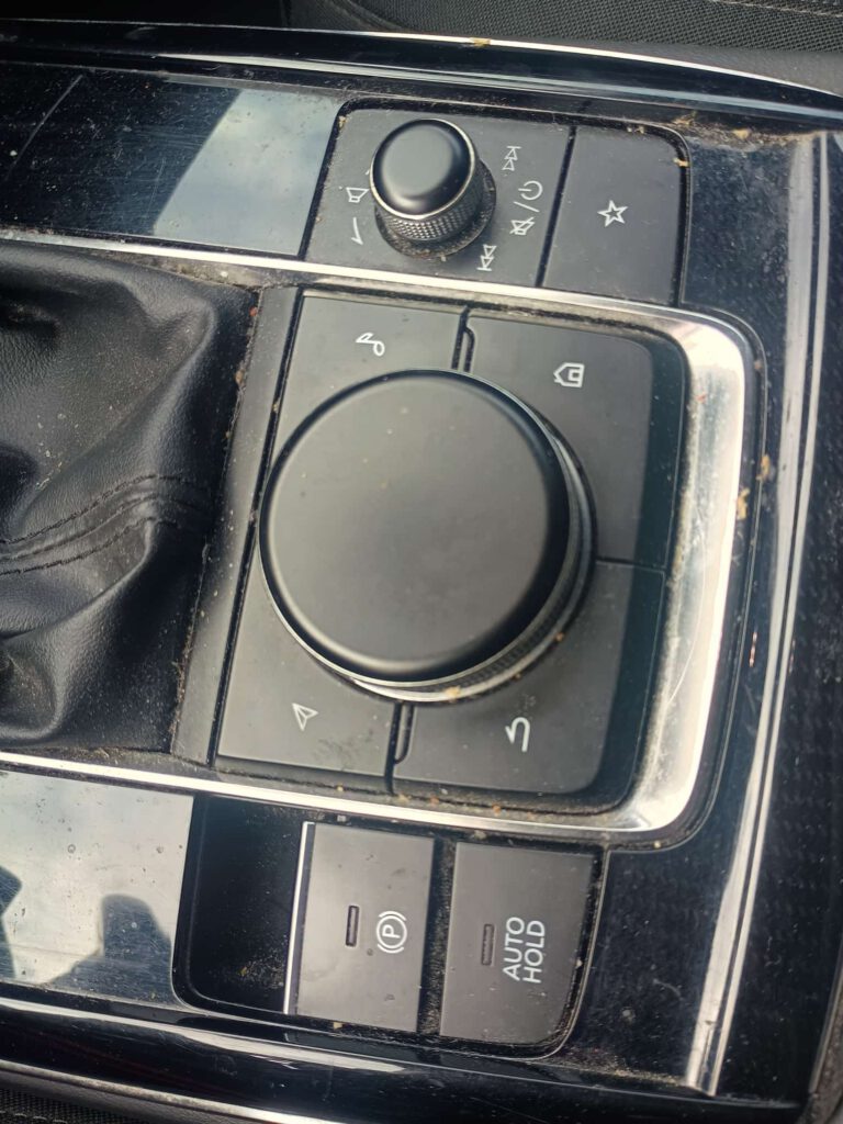 WhatsApp Image 2025-12-08 at 22.00